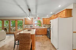 46896 Meadow Ln, Decatur, MI 49045 - Photo 10