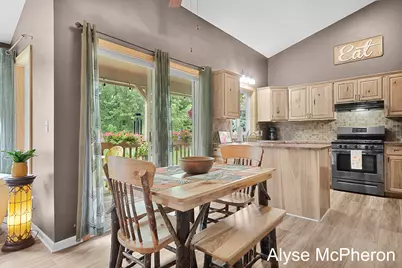 3240 Sunrise Street SE, Grand Rapids, MI 49508 - Photo 10