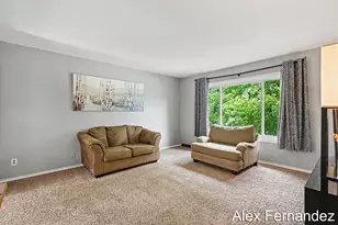 5860 Valley Ln Dr SE, Grand Rapids, MI 49508 - Photo 4