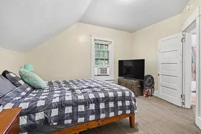 54 Frisbie Avenue, Battle Creek, MI 49037 - Photo 12