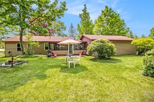 8424 3rd St, Onekama, MI 49675 - Photo 8