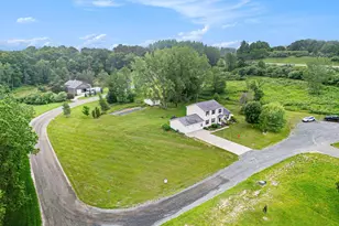 5449 W Golfside Dr, Ludington, MI 49431 - Photo 4