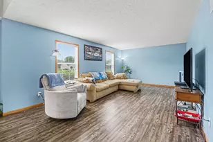 5449 W Golfside Dr, Ludington, MI 49431 - Photo 8