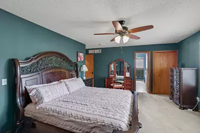 2685 Hunters Point, Kalamazoo, MI 49048 - Photo 12