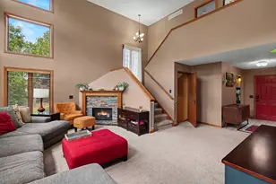 2685 Hunters Point, Kalamazoo, MI 49048 - Photo 4