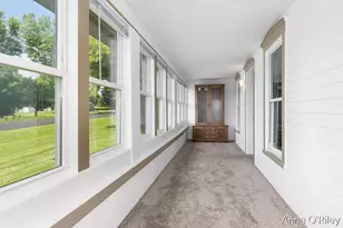 2811 E Vermontville Hwy, Charlotte, MI 48813 - Photo 8