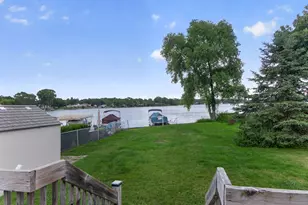 298 Ackerson Lake Dr, Jackson, MI 49201 - Photo 4