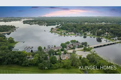 17528 N Fruitport Road, Spring Lake, MI 49456 - Photo 38