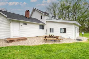 6121 Saline Waterworks Rd, Saline, MI 48176 - Photo 14