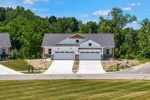 146 Ashley Ct, Brooklyn, MI 49230 - Photo 4