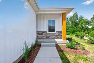 146 Ashley Ct, Brooklyn, MI 49230 - Photo 6