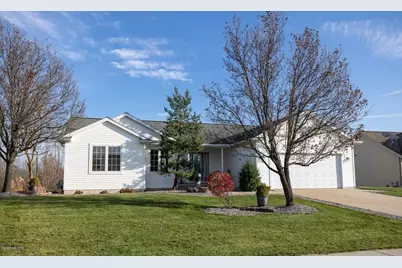 7058 Shady Knoll Drive SE, Caledonia, MI 49316 - Photo 2