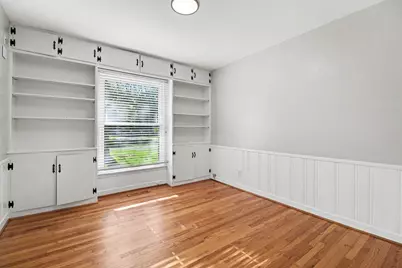 24900 N Cromwell Drive, Franklin, MI 48025 - Photo 14