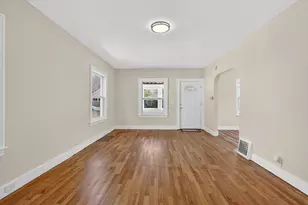 1047 Eastern Ave NE, Grand Rapids, MI 49503 - Photo 12