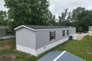 9020 4 Winds Ln W, West Olive, MI 49460 - Photo 2