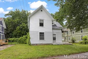 233 Hollister Ave SE, Grand Rapids, MI 49506 - Photo 1