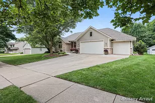 2289 Pheasant Ave NW, Grand Rapids, MI 49534 - Photo 4