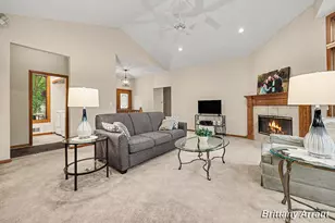 2289 Pheasant Ave NW, Grand Rapids, MI 49534 - Photo 8