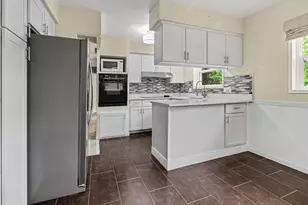 2728 Yost Blvd, Ann Arbor, MI 48104 - Photo 12