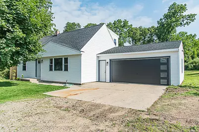 1822 W Centre Avenue, Portage, MI 49024 - Photo 2