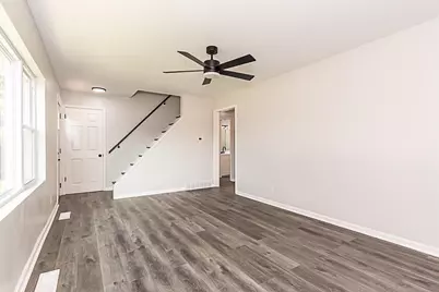 1822 W Centre Avenue, Portage, MI 49024 - Photo 8