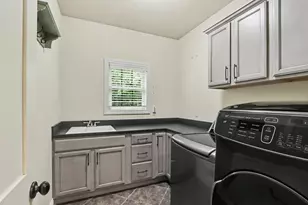 8638 Weeping Pine Ln, Kalamazoo, MI 49009 - Photo 34