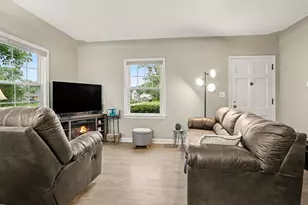 46 N 27th St, Battle Creek, MI 49015 - Photo 4