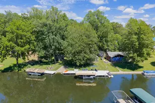 61626 Lagoon Dr, Cassopolis, MI 49031 - Photo 4