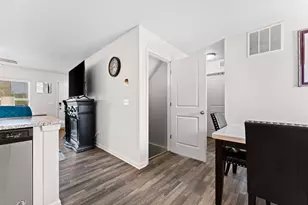 16901 Aberdeen Dr, Romulus, MI 48174 - Photo 18