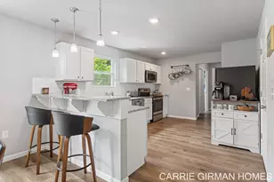13772 Deer Creek Dr, South Haven, MI 49090 - Photo 14
