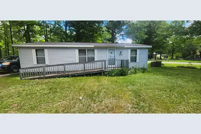 402 Northway Drive, Houghton Lake, MI 48629 - Photo 1