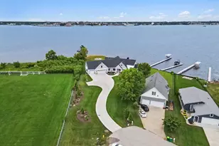 1019 Moorings Ct, Muskegon, MI 49445 - Photo 72