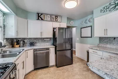 344 Lakeshore Drive, Battle Creek, MI 49015 - Photo 12