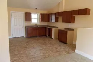 212-214 Taylors Ct, Scottville, MI 49454 - Photo 4