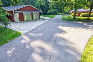 6697 Warren Woods Rd, Three Oaks, MI 49128 - Photo 4