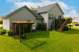 2198 Applegate Dr NW, Grand Rapids, MI 49534 - Photo 2