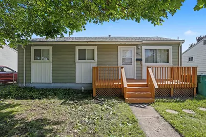 1302 Commonwealth Avenue, Ypsilanti, MI 48198 - Photo 1