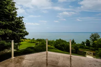 1810 Lakeshore Drive #7, Saint Joseph, MI 49085 - Photo 2