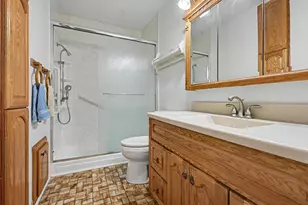 203 Dundee Dr, Battle Creek, MI 49014 - Photo 10