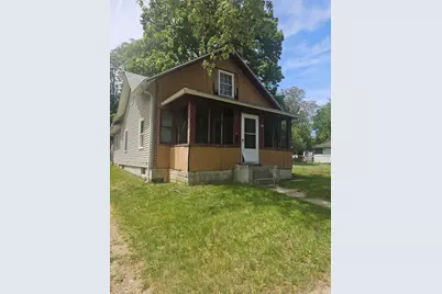 907 N Albion Street, Albion, MI 49224 - Photo 2