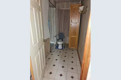 907 N Albion Street, Albion, MI 49224 - Photo 10
