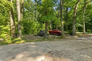 10592 W M Ave, Kalamazoo, MI 49009 - Photo 12
