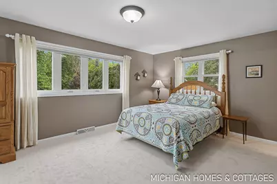 593 Alice Avenue, Zeeland, MI 49464 - Photo 14
