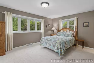 593 Alice Ave, Zeeland, MI 49464 - Photo 14