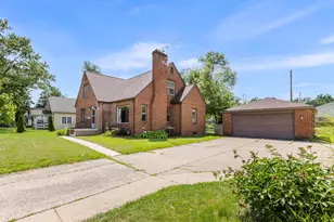55 N 20th St, Battle Creek, MI 49015 - Photo 2