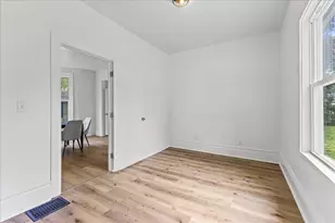 204 Orange St, Jackson, MI 49202 - Photo 14