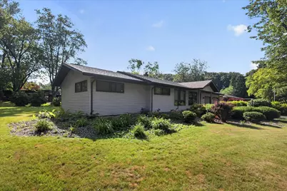 1051 Sylvan Road, Benton Harbor, MI 49022 - Photo 4