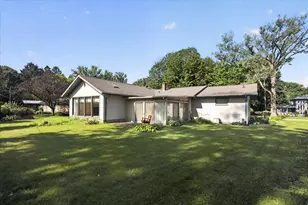 1051 Sylvan Rd, Benton Harbor, MI 49022 - Photo 36