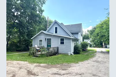 209 E Washington Street, Greenville, MI 48838 - Photo 6