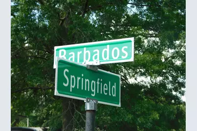 26150 Barbados Road, Farmington, MI 48335 - Photo 2